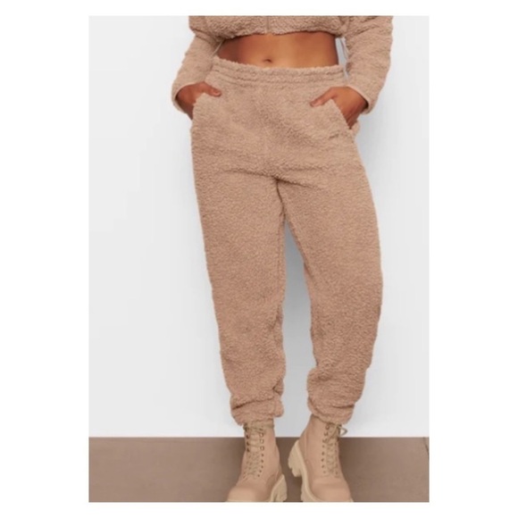 SKIMS Teddy Sherpa Fleece Jogger Pants Beige Tigers Eye 2XL NWT - Picture 3 of 10